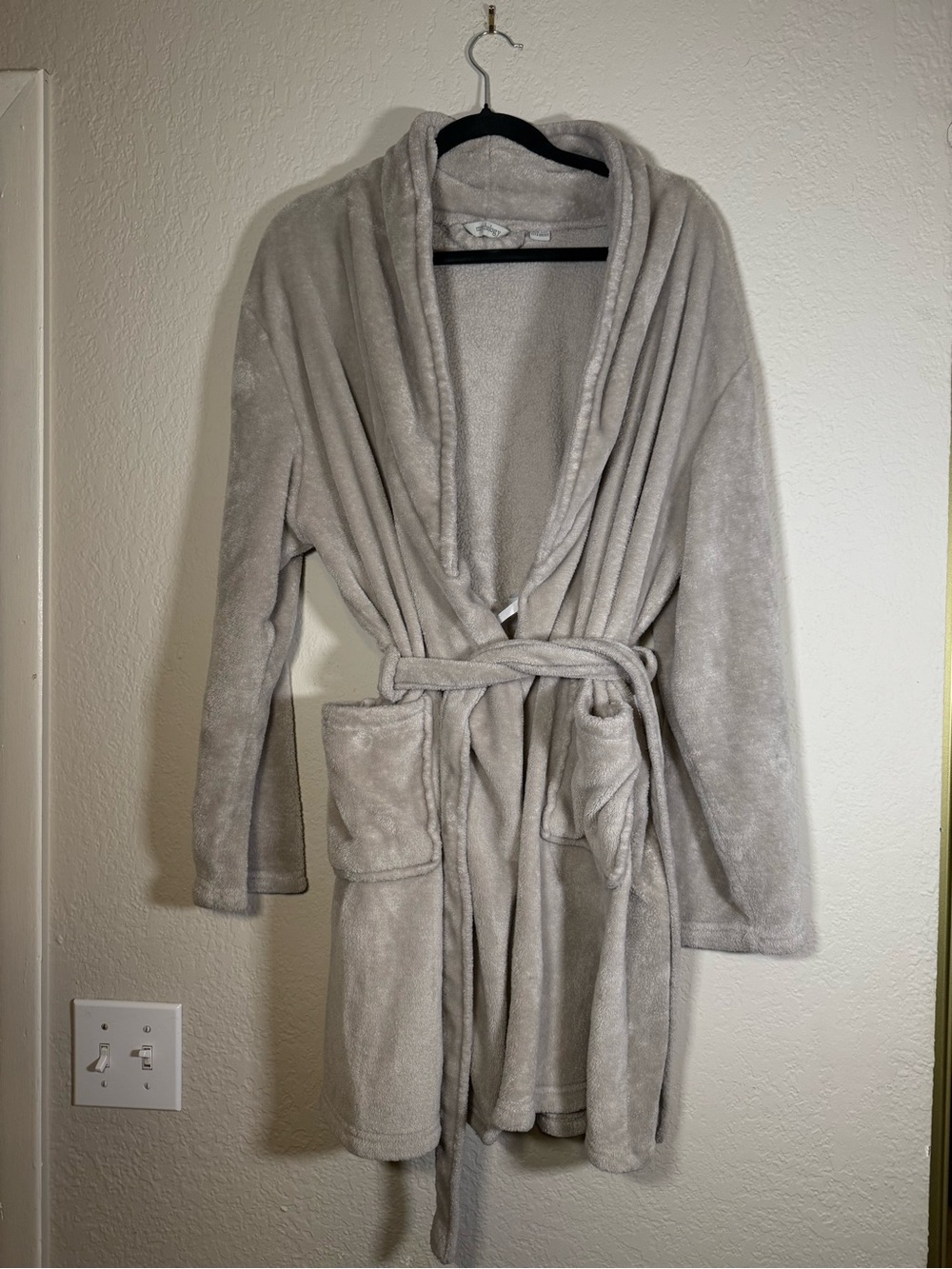 Mythology BathRobe With Belt One Size Gray Cozy Super Soft Plush Robe Loungewear